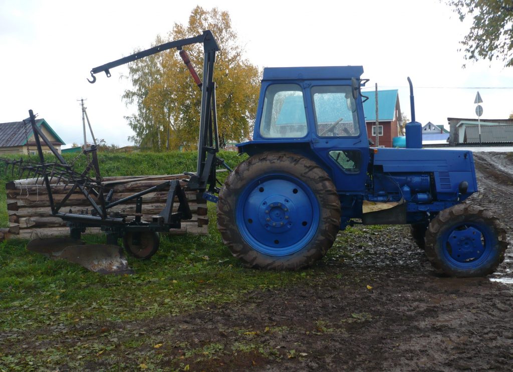 Права на трактор в Донецке